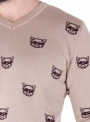 Пуловер трикотажный бежевый со свинками