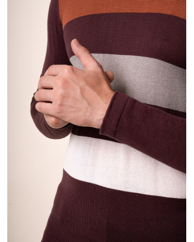 Men's brown jumper
