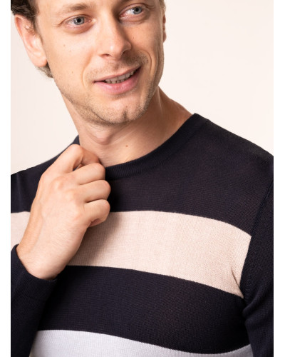 Men's navy jumper