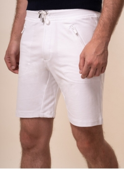 Men&#039;s white shorts