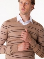 Пуловер мужской трикотажный бежевый с V-образным вырезом горловины и полосками