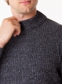 Мужской серо-черный свитер в резинку