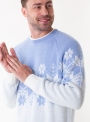 Men's sky-blue sweater in volumous knit.  