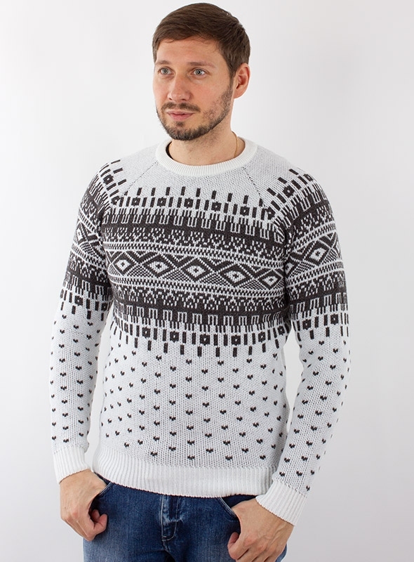 Men's sweater in volumous knit