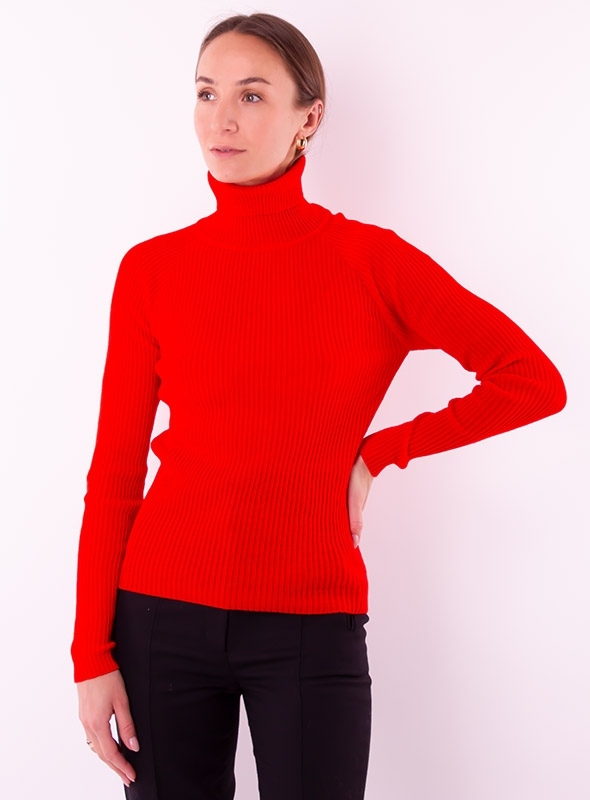 Жіночий червоний светр гольф тонкої в'язки
