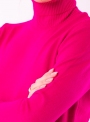 Женский свитер гольф Милано цвета фуксии тонкой вязки