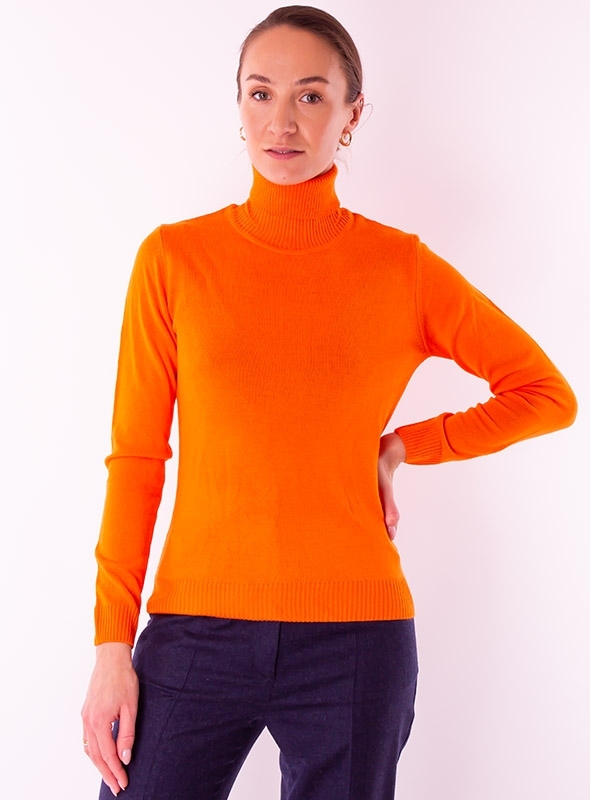 Жіночий светр гольф Мілано яскраво оранжевого кольору тонкої в'язки