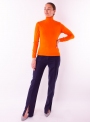 Жіночий светр гольф Мілано яскраво оранжевого кольору тонкої в'язки