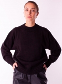 Жіночий чорний светр грубої в'язки