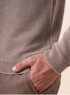 Чоловічий бавовняний джемпер дрібної вязки бежевого кольору