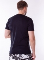 Мужская футболка черного цвета с надписью