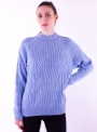 Жіночий светр пудрового кольору у візерунок
