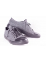 Sneakers gray