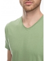 T-shirt green monophonic